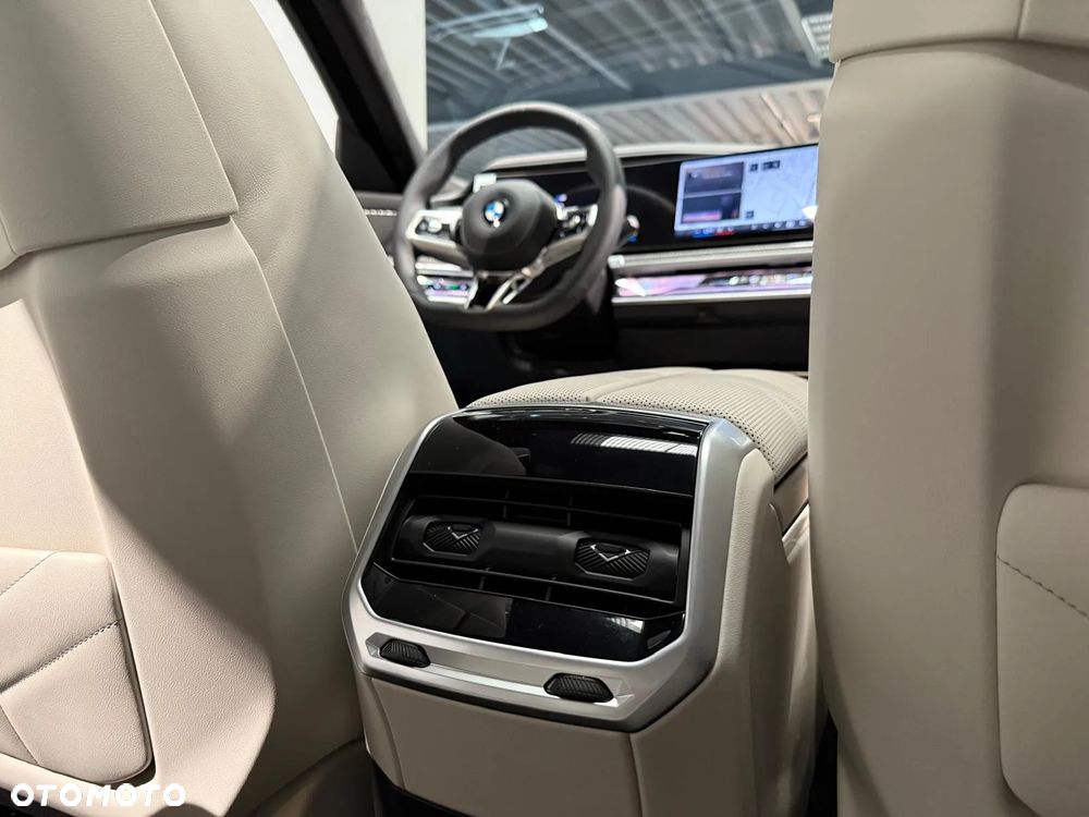 BMW Seria 7 740d xDrive mHEV M Sport sport - 19