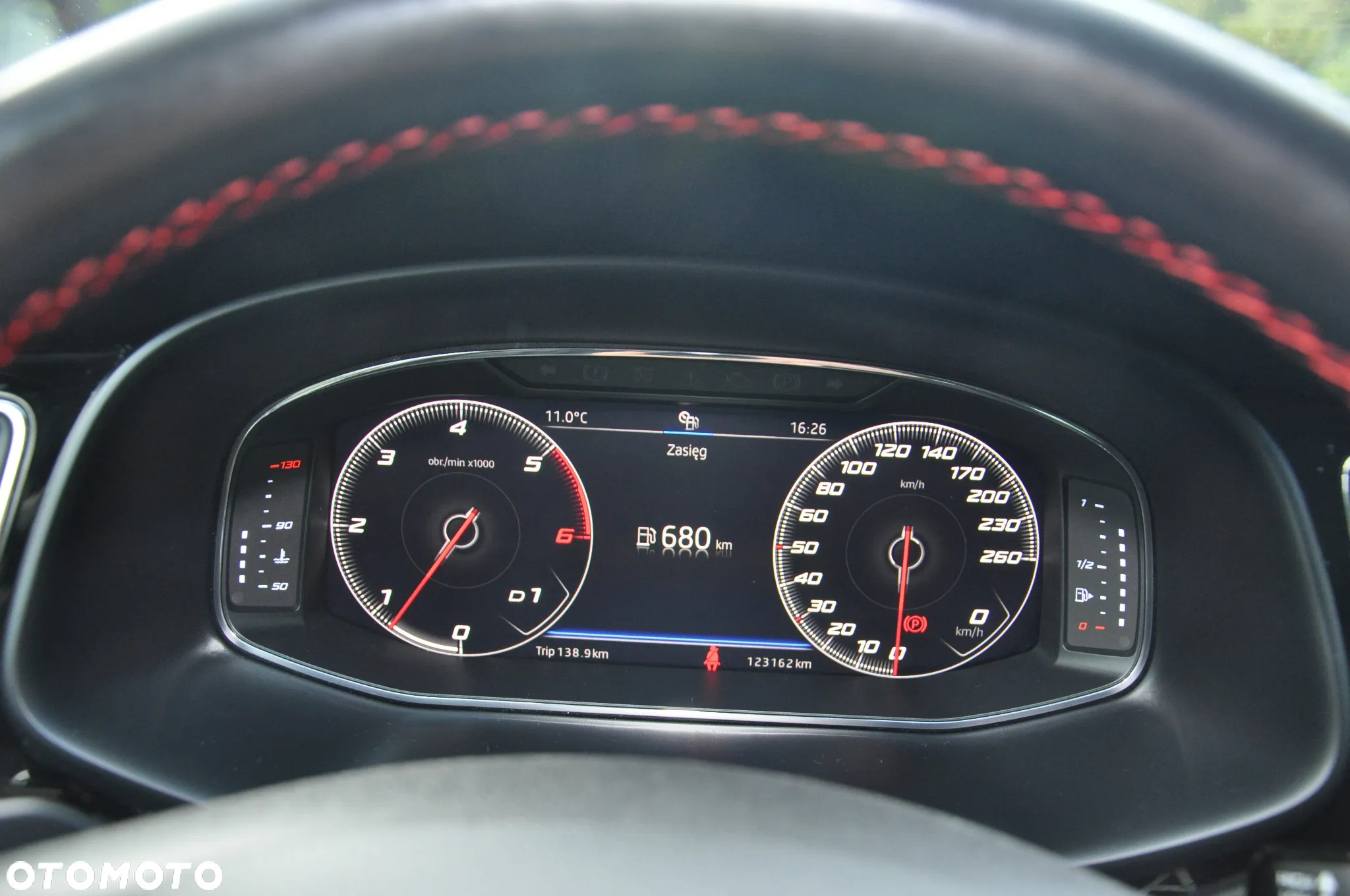 Seat Leon 2.0 TDI DSG FR - 17