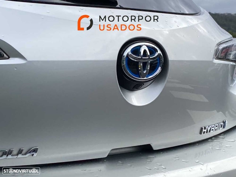Toyota Corolla 1.8 Hybrid Exclusive - 23