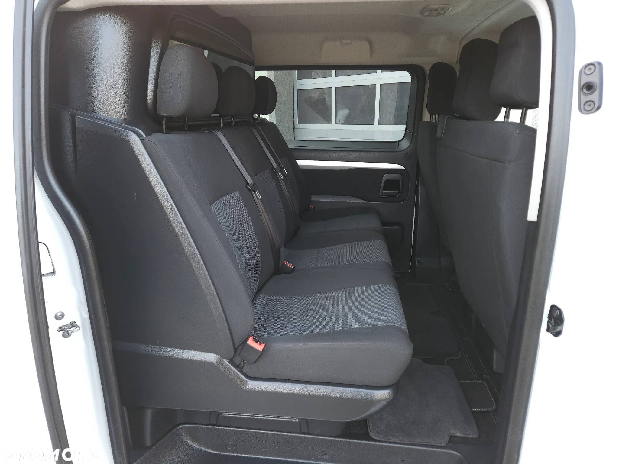 Citroën Jumpy Combi XL BlueHDi 180 EAT8 Club - 36
