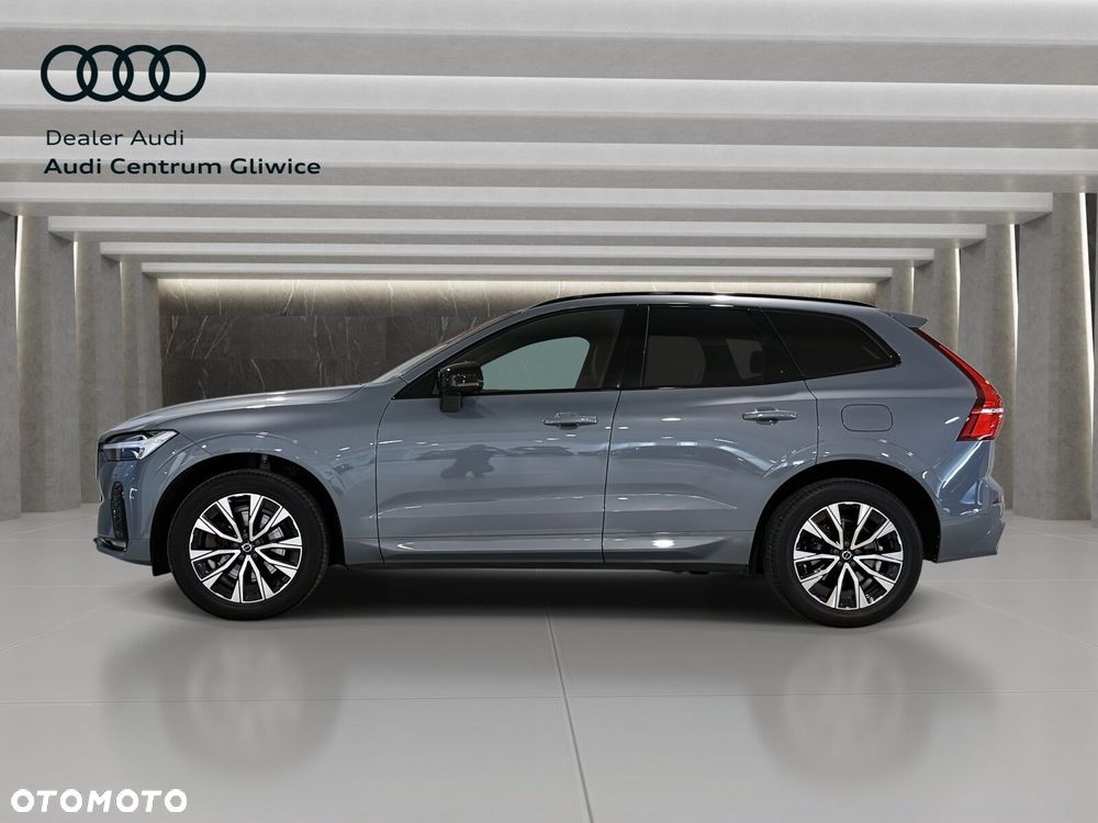 Volvo XC 60 B4 D AWD Plus Dark - 4