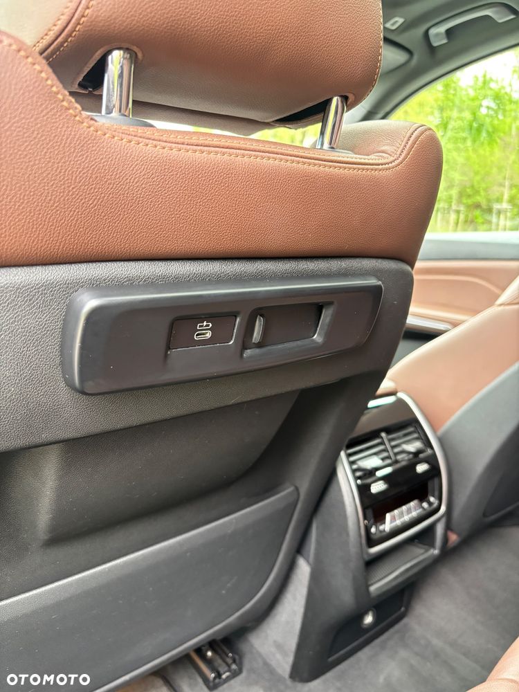 BMW X5 xDrive40i - 10