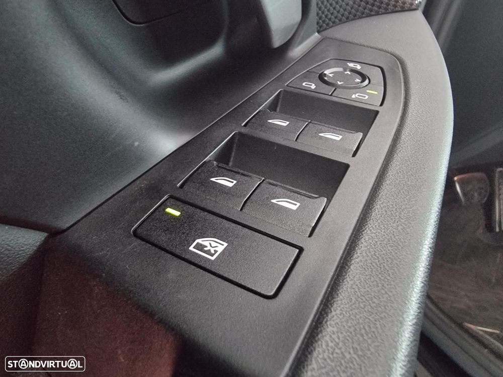 BMW i5 eDrive40 Pack Desportivo M Pro - 49