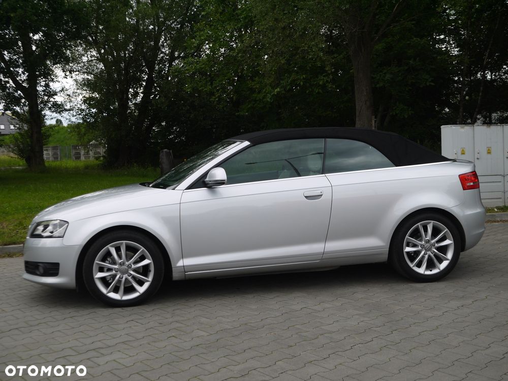 Audi A3 Cabrio 2.0 TDI DPF Ambition - 2