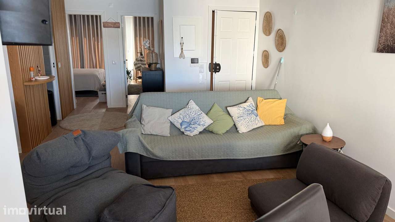 Apartamento T2 com varanda e piscina em São Martinho - Grande imagem: 4/5