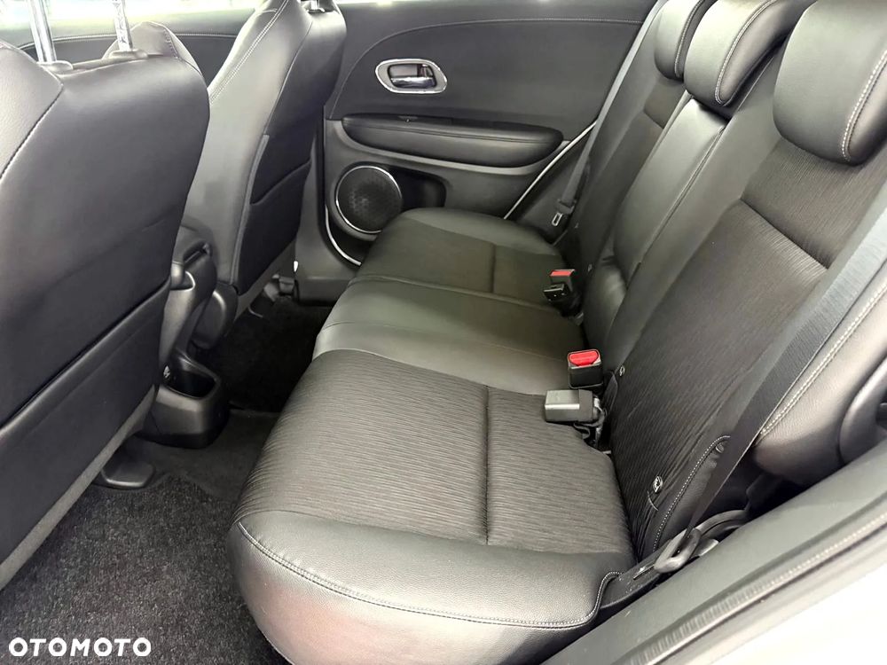 Honda HR-V 1.5 i-VTEC CVT Executive - 26