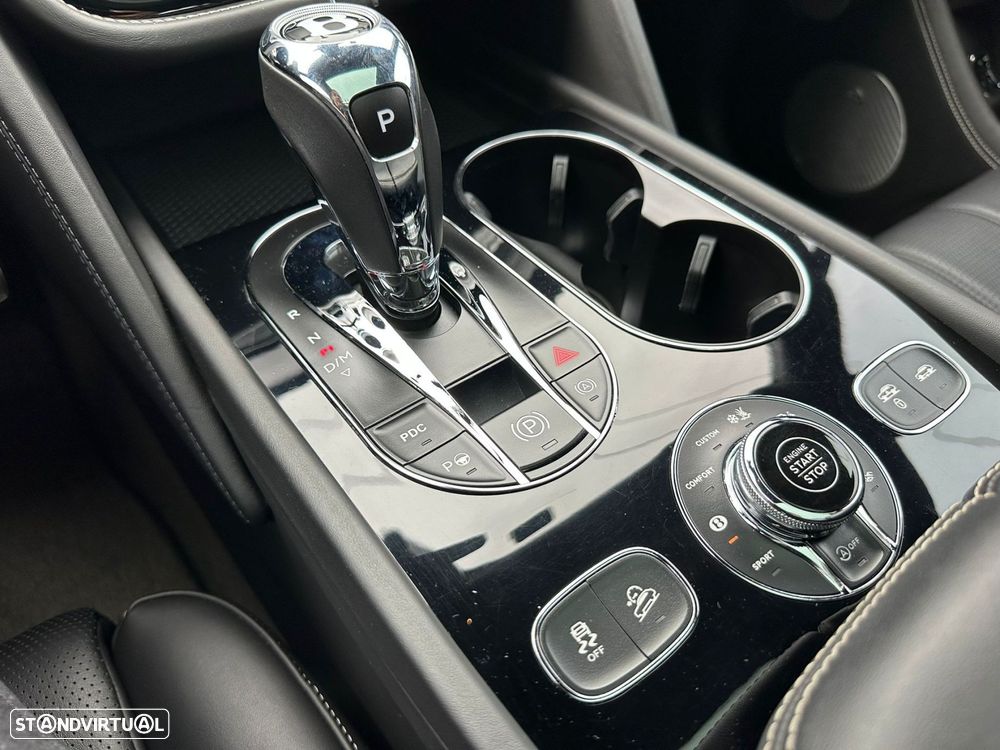 Bentley Bentayga V8 - 27