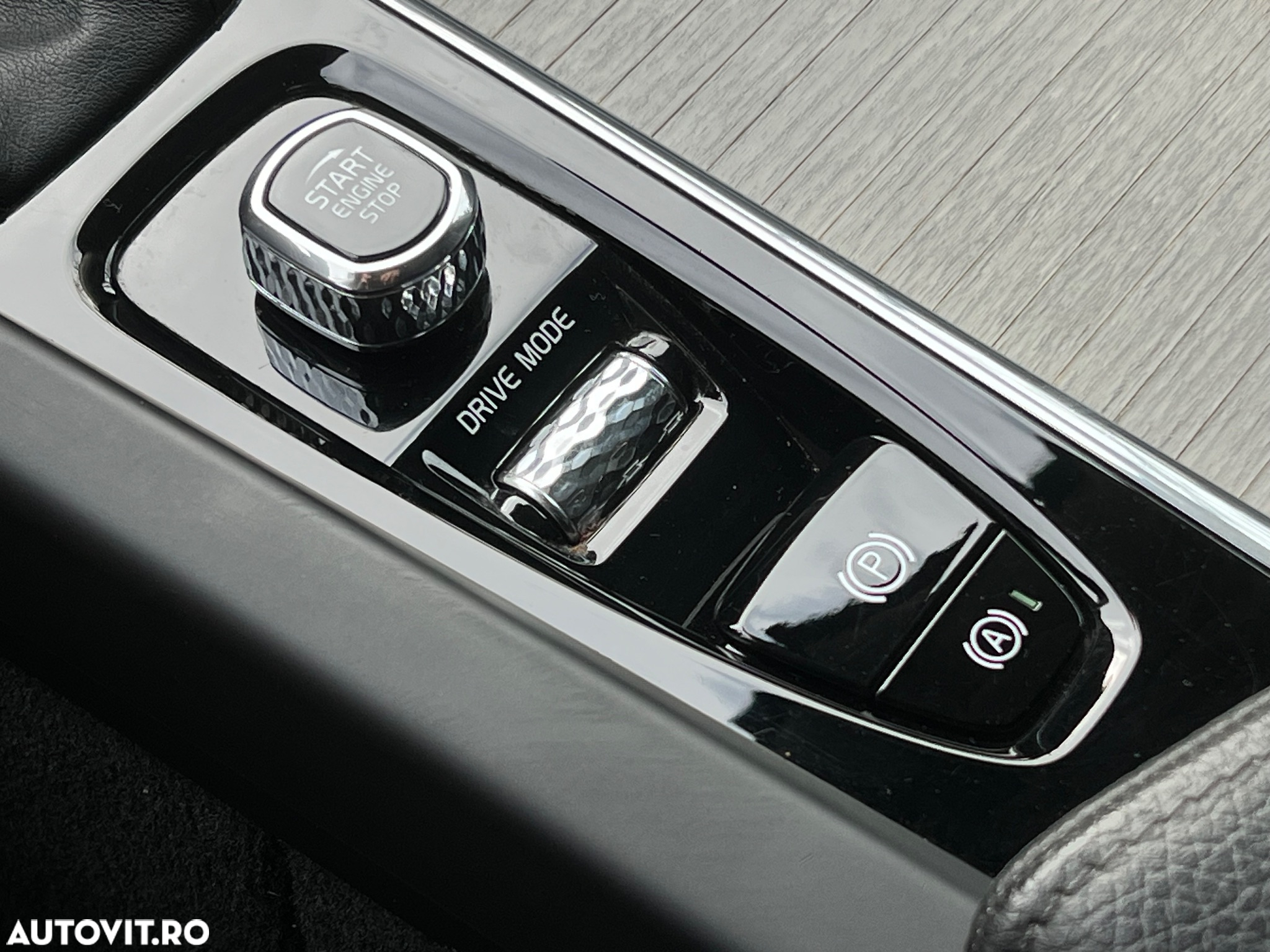 Volvo XC 60 D5 AWD Geartronic Inscription - 21