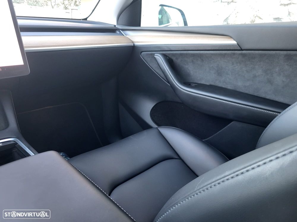 Tesla Model Y Tração Traseira - 8