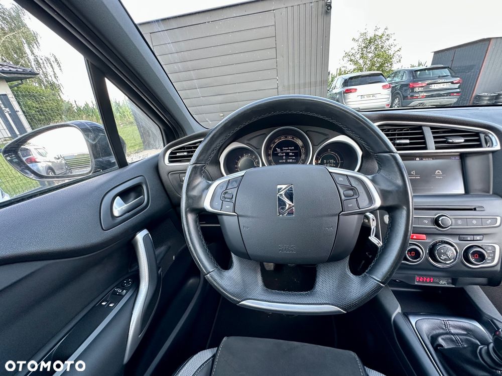 Citroën DS4 1.2 PureTech Chic S&S - 15