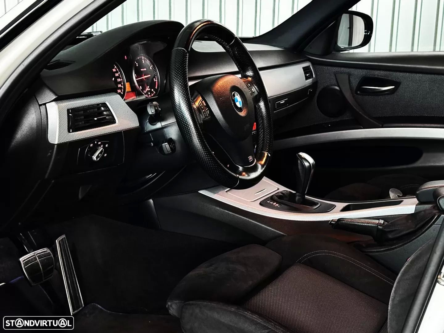BMW 318 d Auto - 12