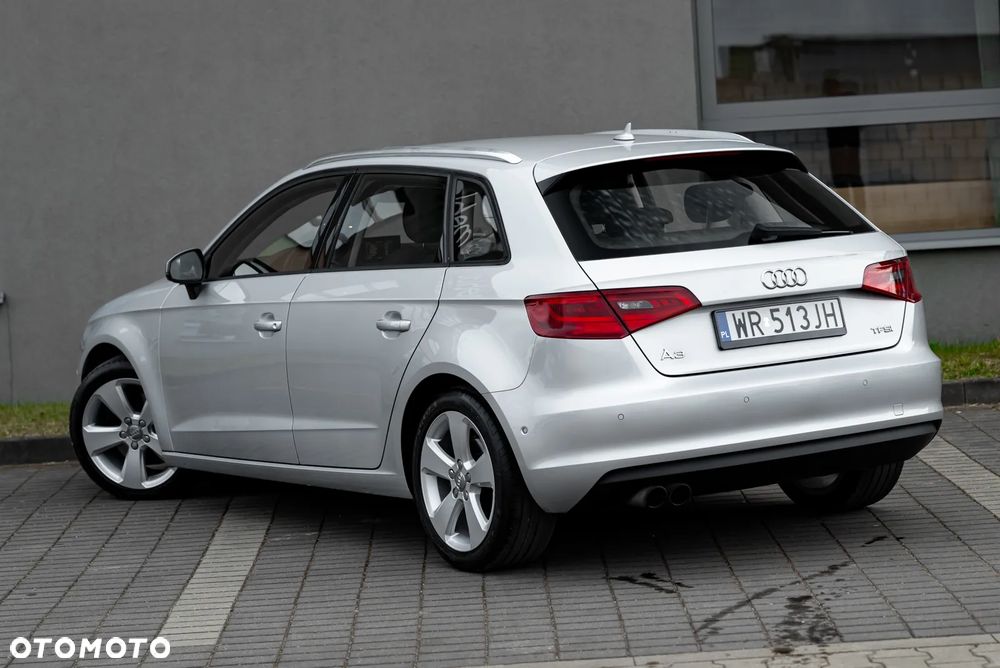 Audi A3 Sportback 1.8 TFSI Attraction - 40