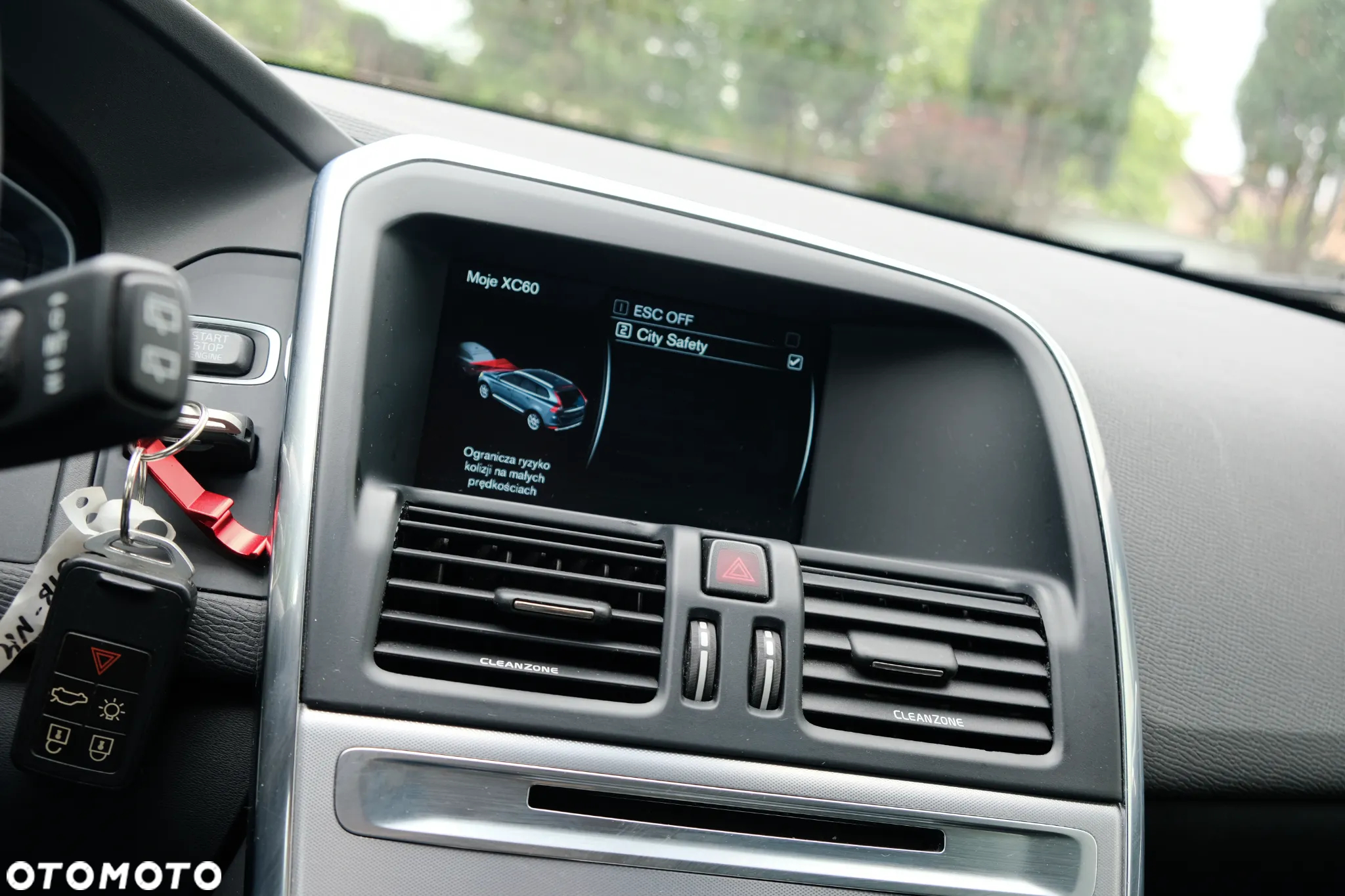 Volvo XC 60 D4 Inscription - 12