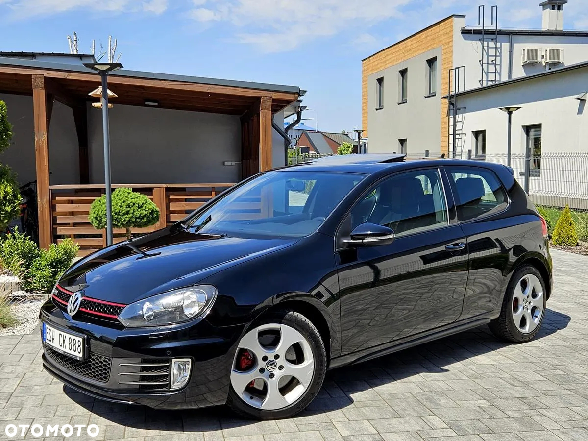 Volkswagen Golf VI 2.0 TSI GTI - 5