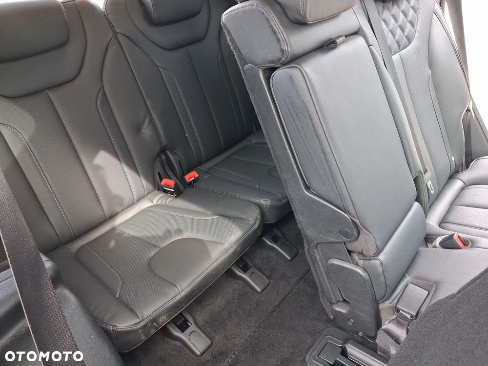 Hyundai Santa Fe 1.6 T-GDI HEV Platinum 4WD - 23