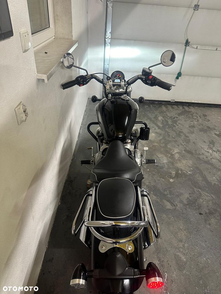 Triumph Speedmaster - 9