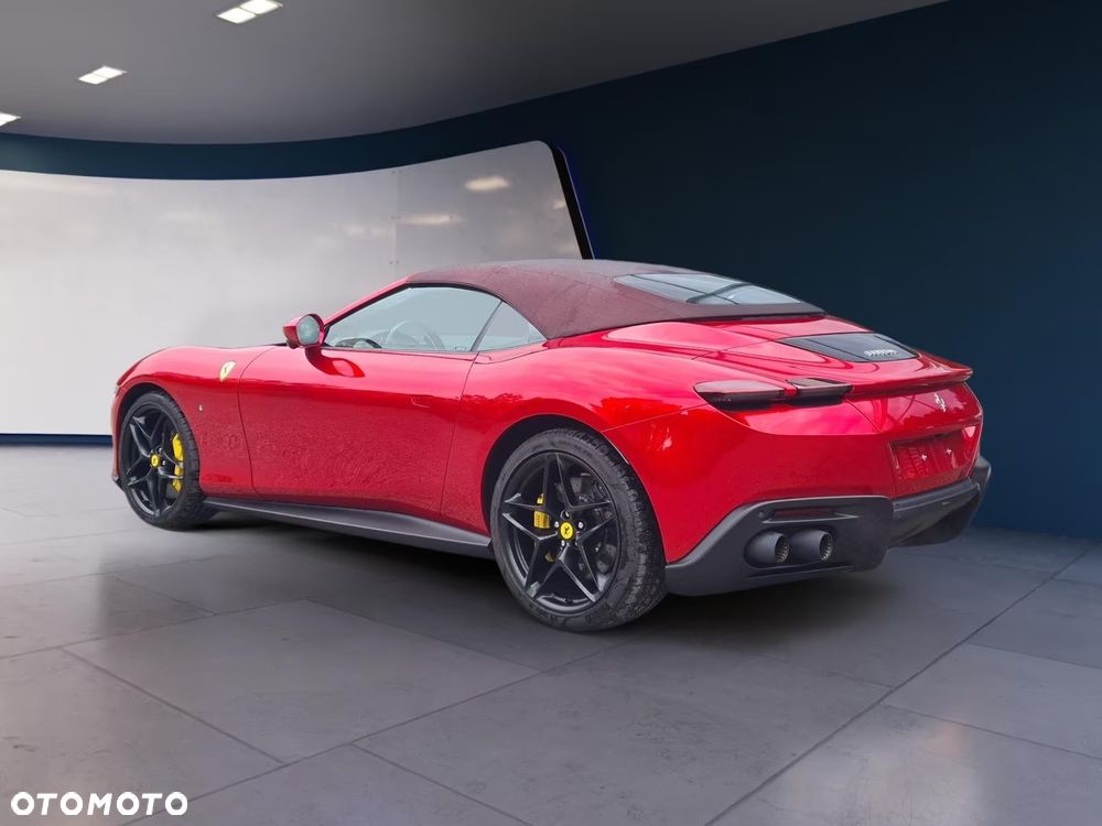 Ferrari Roma Spider - 5