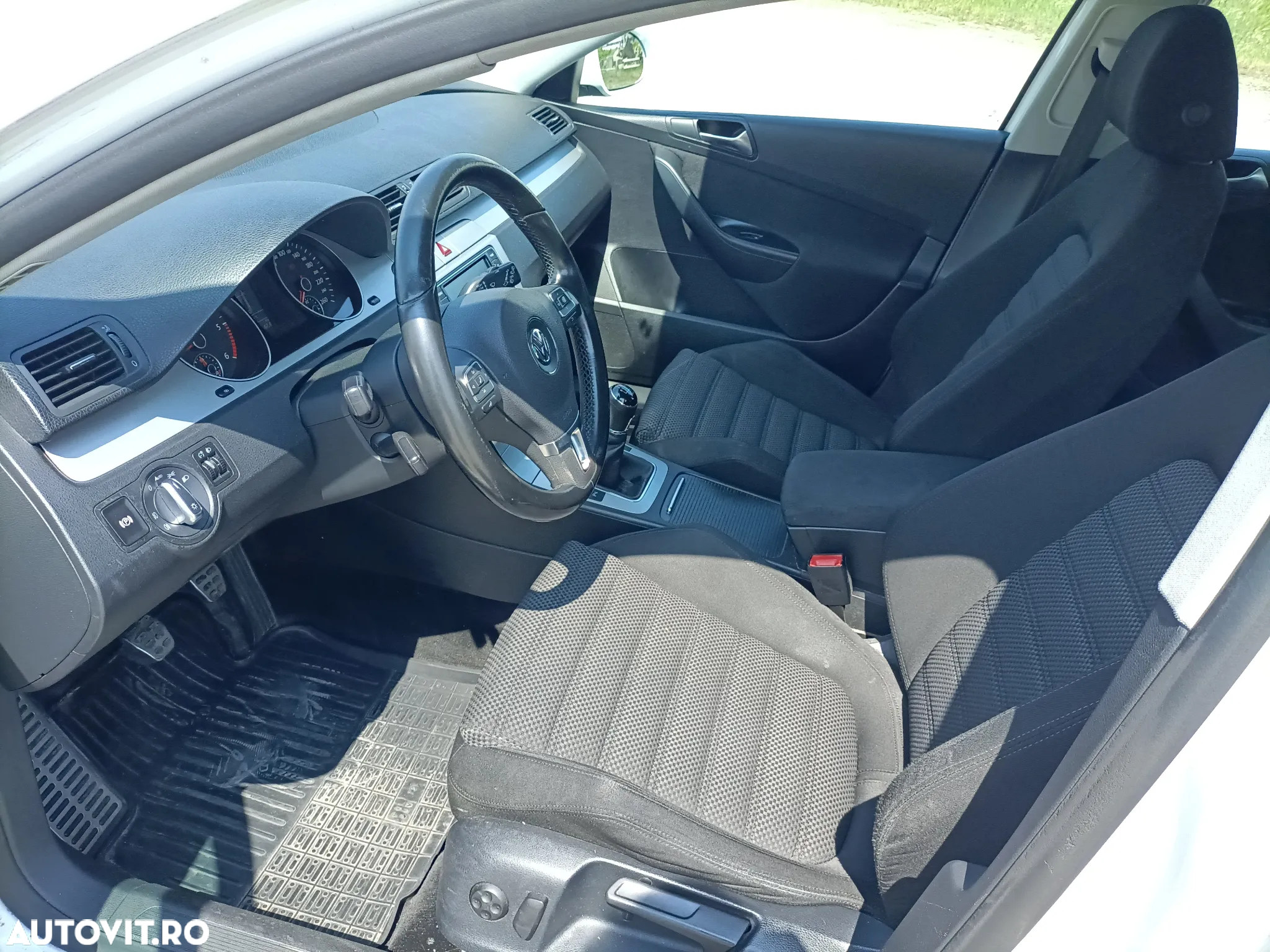 Volkswagen Passat Variant 2.0 TDI Highline DPF - 8