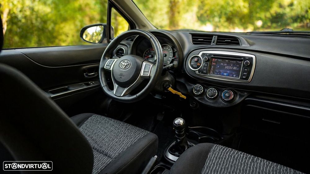 Toyota Yaris 1.0 VVT-i Comfort - 23