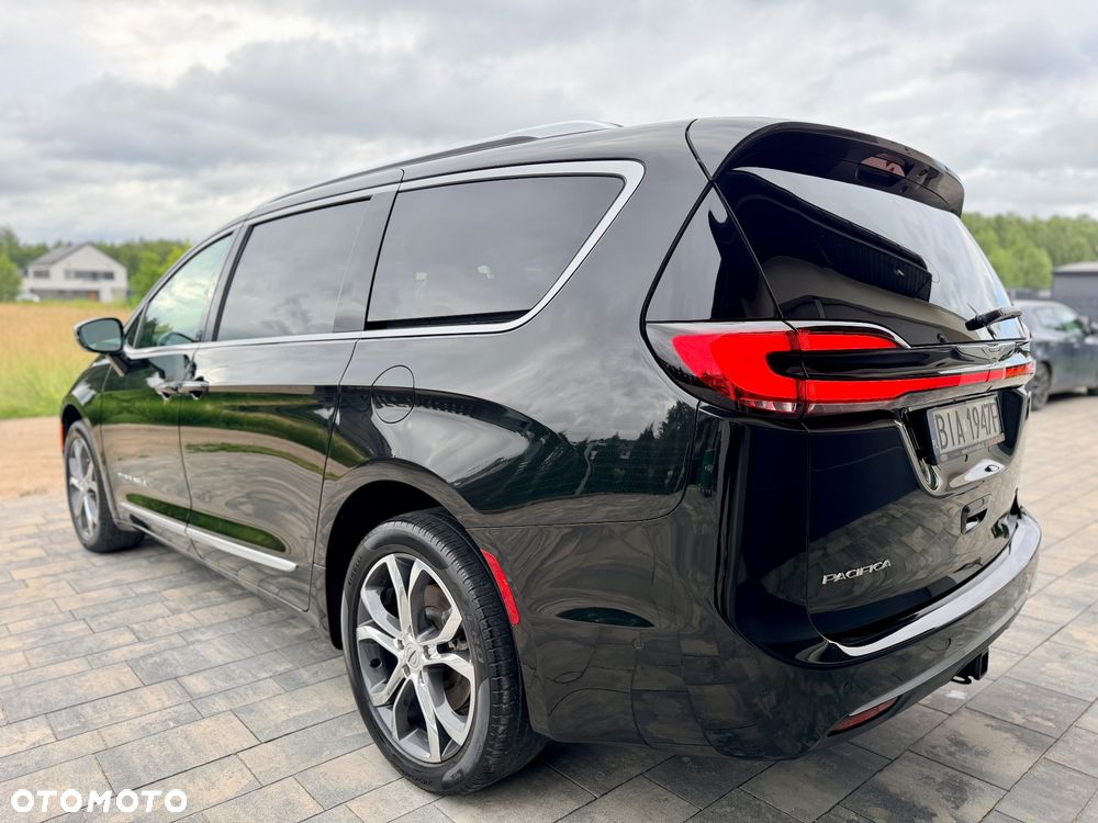 Chrysler Pacifica - 7