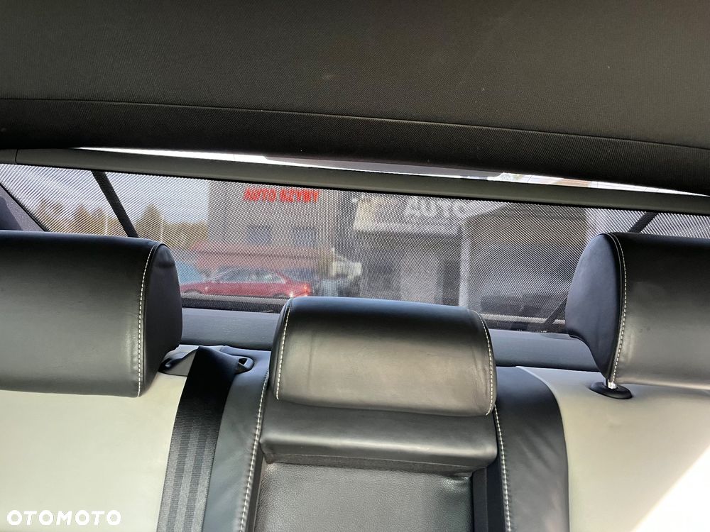 Audi A6 Limousine 3.2 FSI Quattro Tiptronic - 22