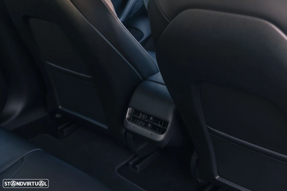 Tesla Model 3 Long Range Tração Integral - 34