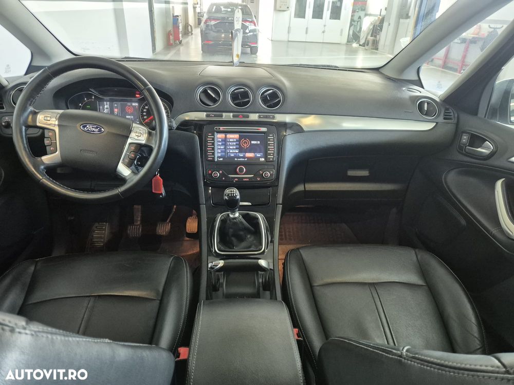 Ford S-Max 2.0 TDCi Titanium - 9