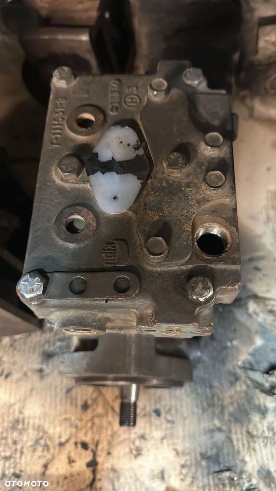 Sprężarka powietrza TU-FLO 550 COMPRESSOR CAT 2H2504F / 5003762 BENDIX - 3