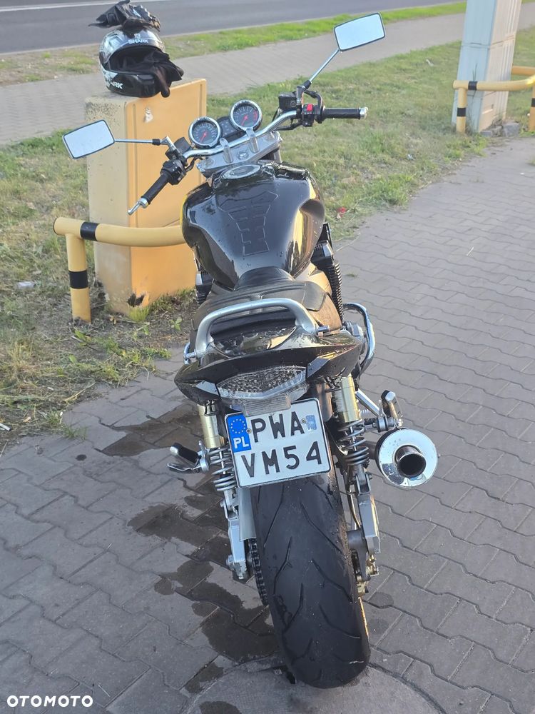 Suzuki GSX - 4