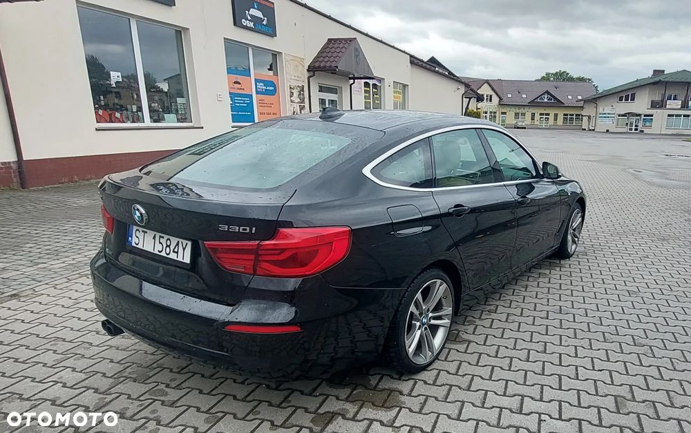 BMW 3GT 330i xDrive Sport Line - 4