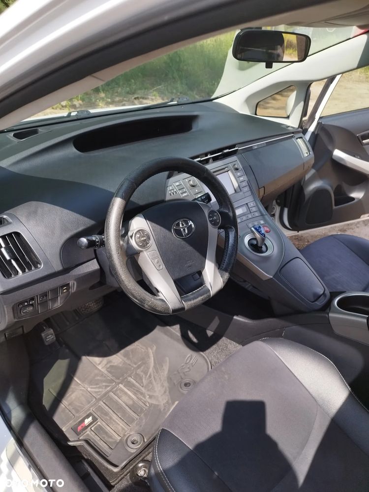 Toyota Prius 1.8 HSD Active - 4