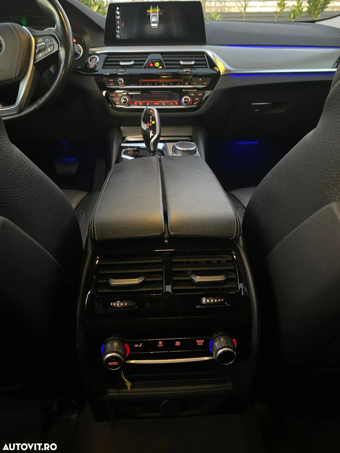 BMW Seria 5 520d xDrive AT - 14