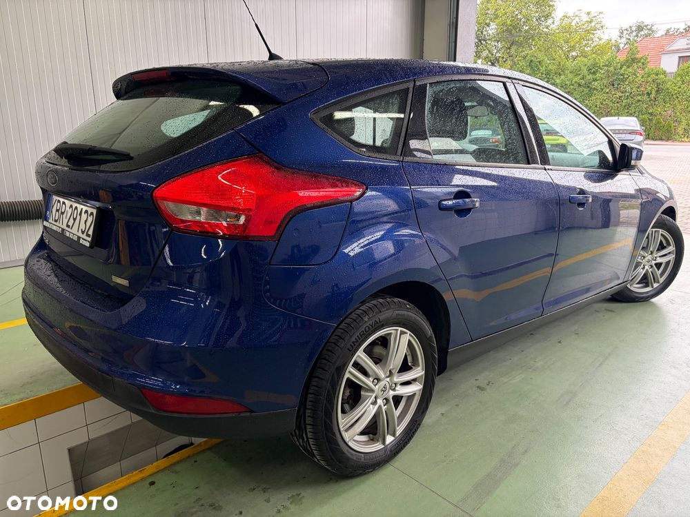 Ford Focus 1.0 EcoBoost Edition - 10