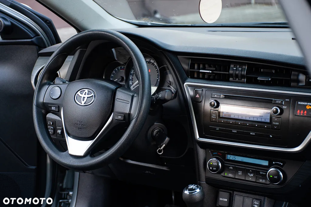 Toyota Auris 1.33 Dual-VVT-i Life - 19