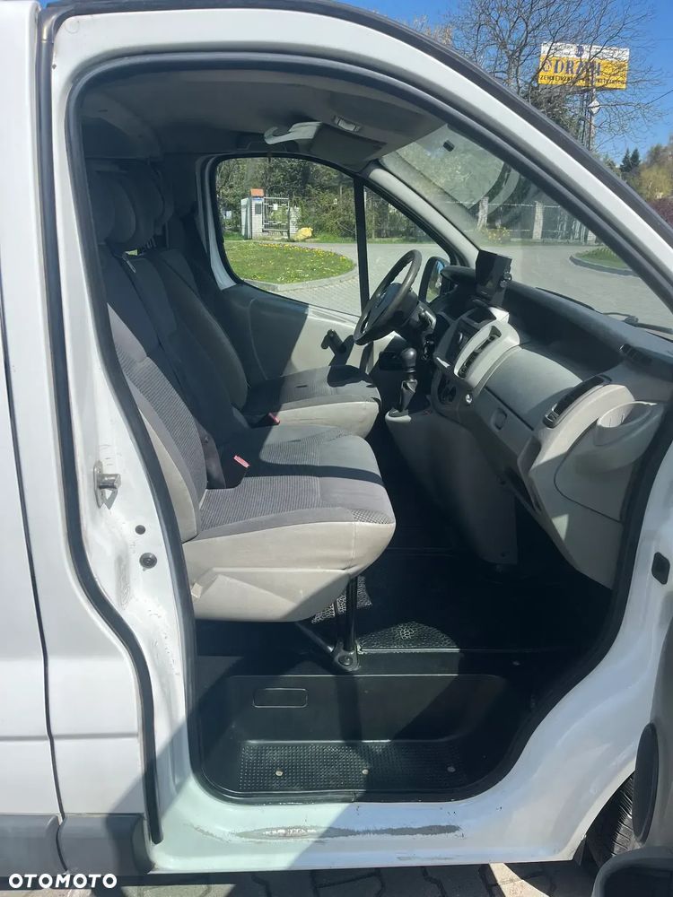 Opel VIVARO - 12