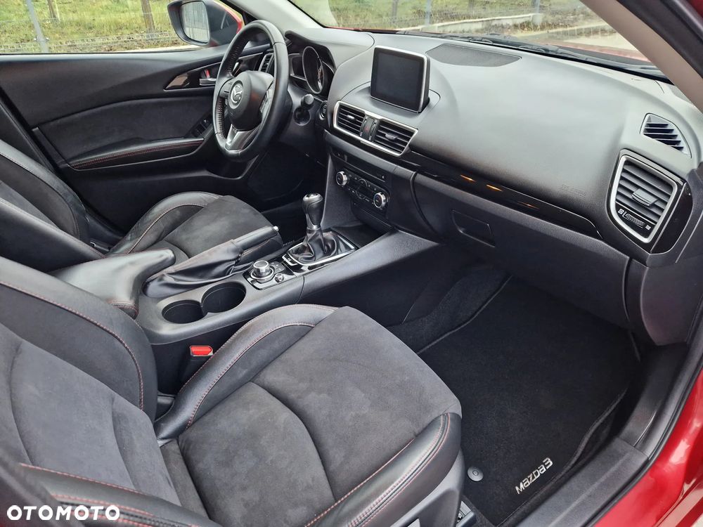 Mazda 3 SKYACTIV-G 120 NAKAMA - 33