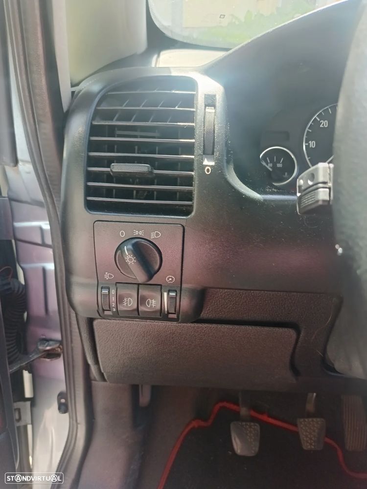 Opel Zafira - 18