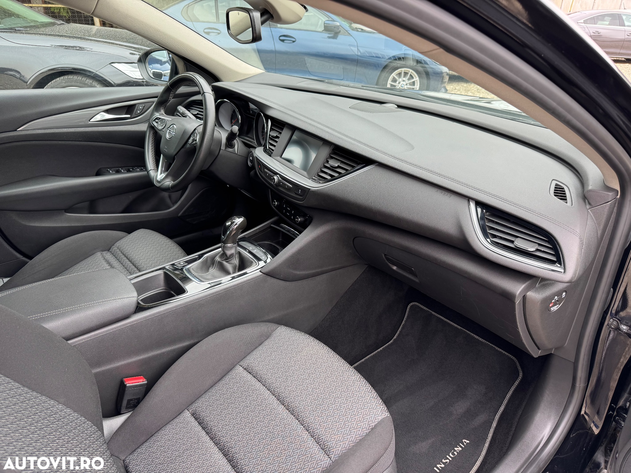 Opel Insignia Sports Tourer 1.6 ECOTEC Diesel Edition - 17