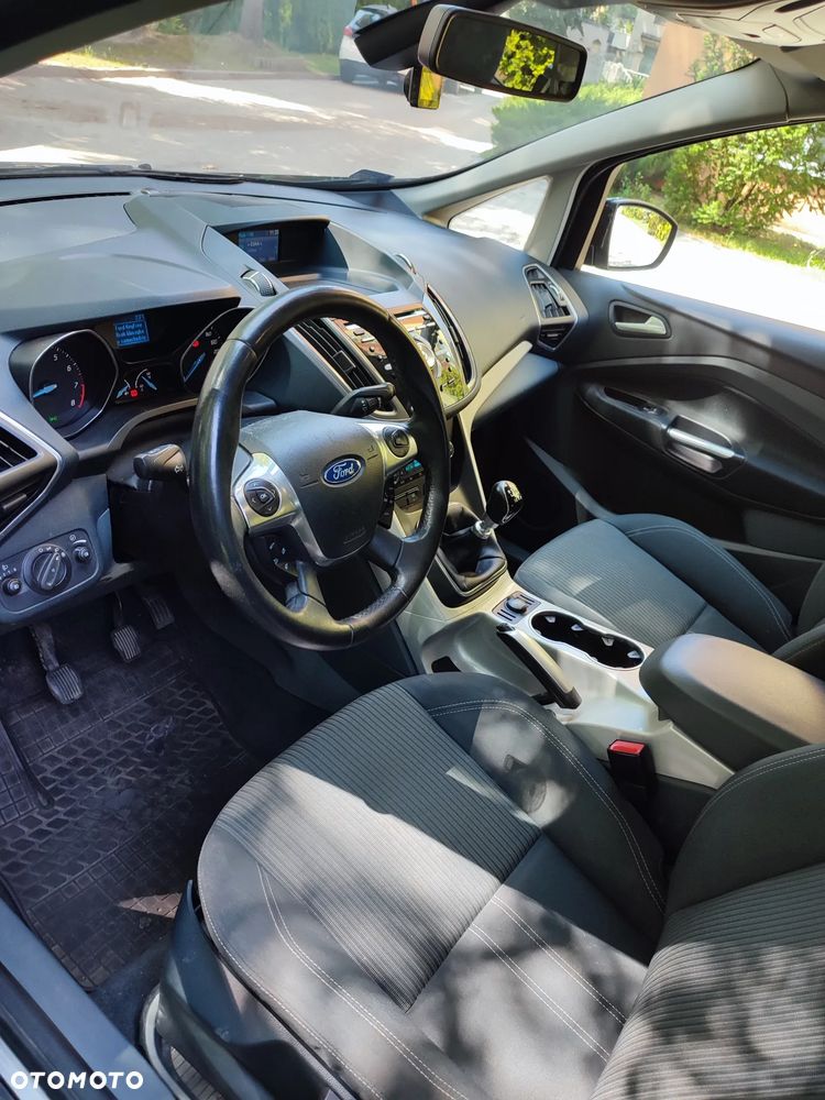 Ford Grand C-MAX - 10