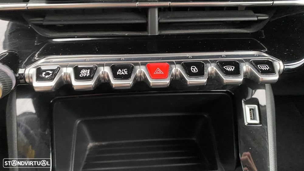 Peugeot 2008 1.5 BlueHDi Active Pack - 46