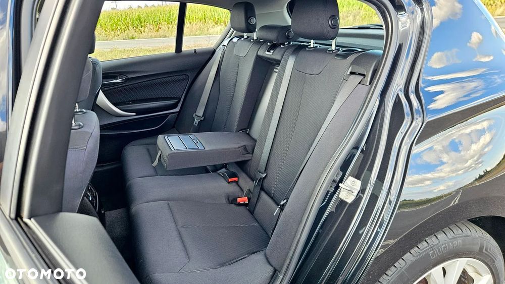 BMW Seria 1 118i Sport Line - 7