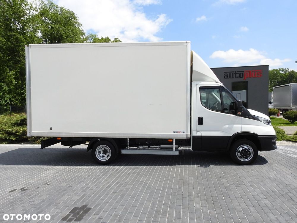 Iveco DAILY 35C14 KONTENER 8 PALET TEMPOMAT KLIMATYZACJA  BLIŹNIACZE KOŁA  140KM - 8