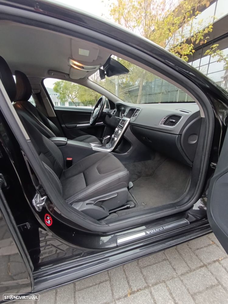 Volvo V60 - 14