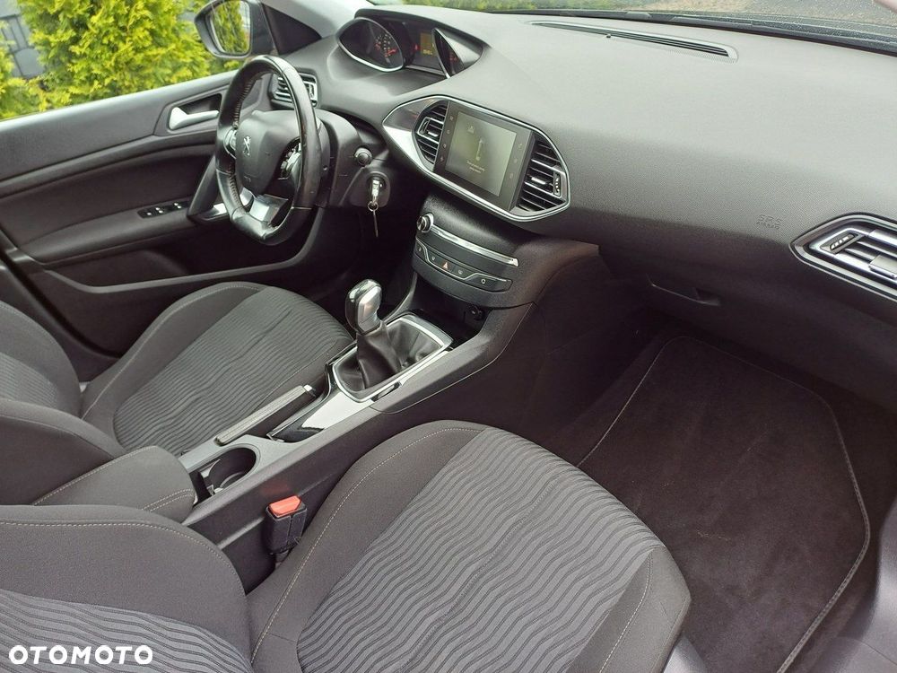 Peugeot 308 1.6 e-HDi Active S&S - 10