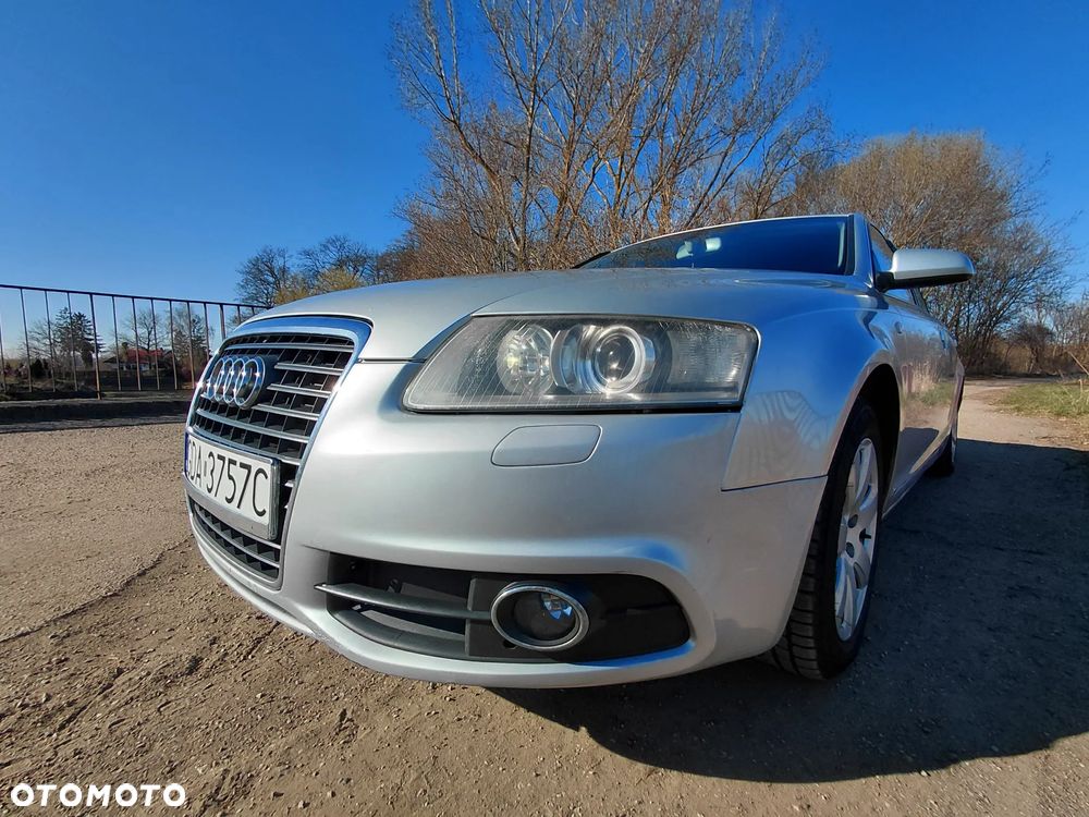 Audi A6 Avant 2.4 quattro - 1