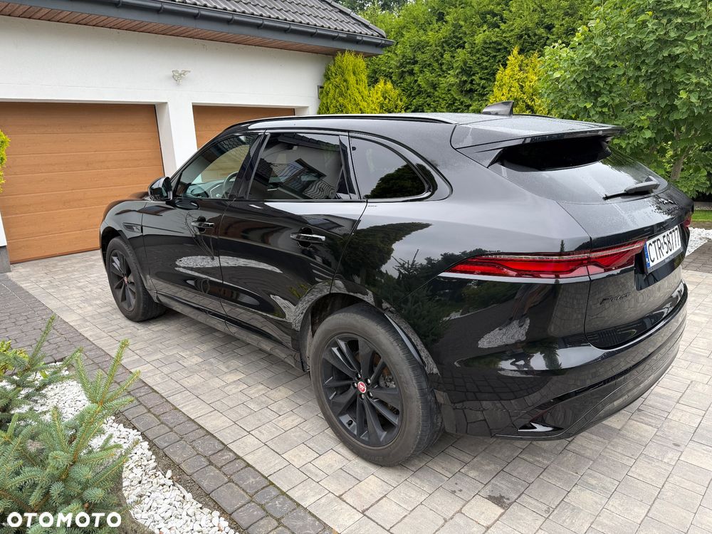 Jaguar F-Pace 2.0 P250 mHEV AWD R-Dynamic Black - 7