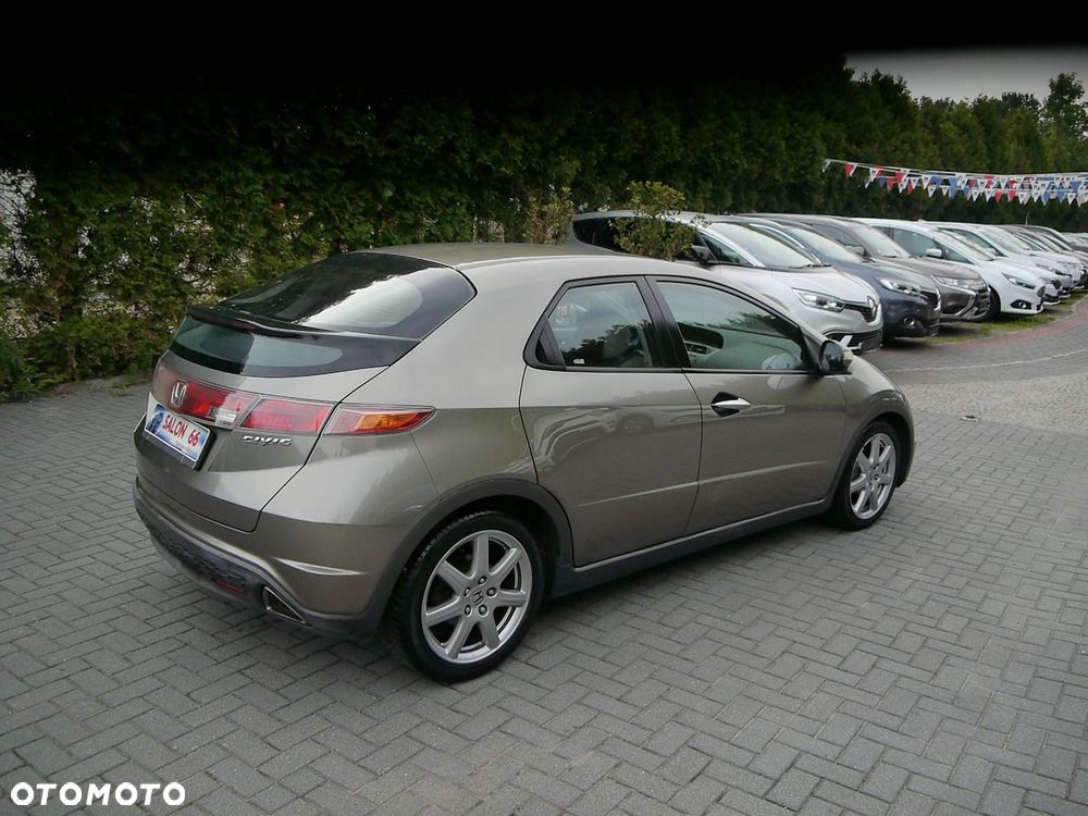 Honda Civic 1.8i-VTEC Executive - 10