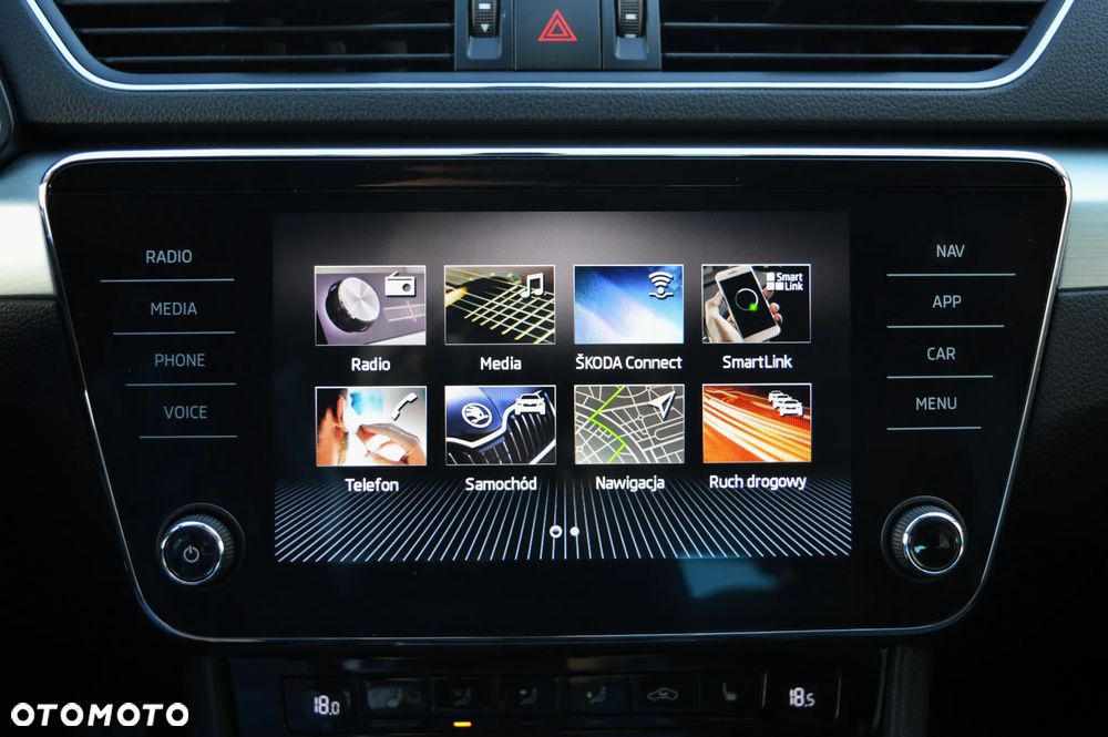 Skoda Superb 1.6 TDI GreenLine - 19