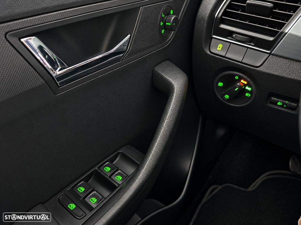 Skoda Fabia 1.0 TSI Ambition - 8
