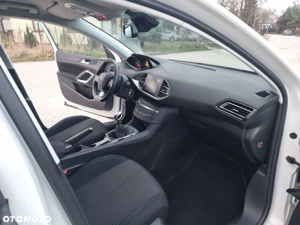 Peugeot 308 BlueHDi FAP 100 Stop & Start Active - 22